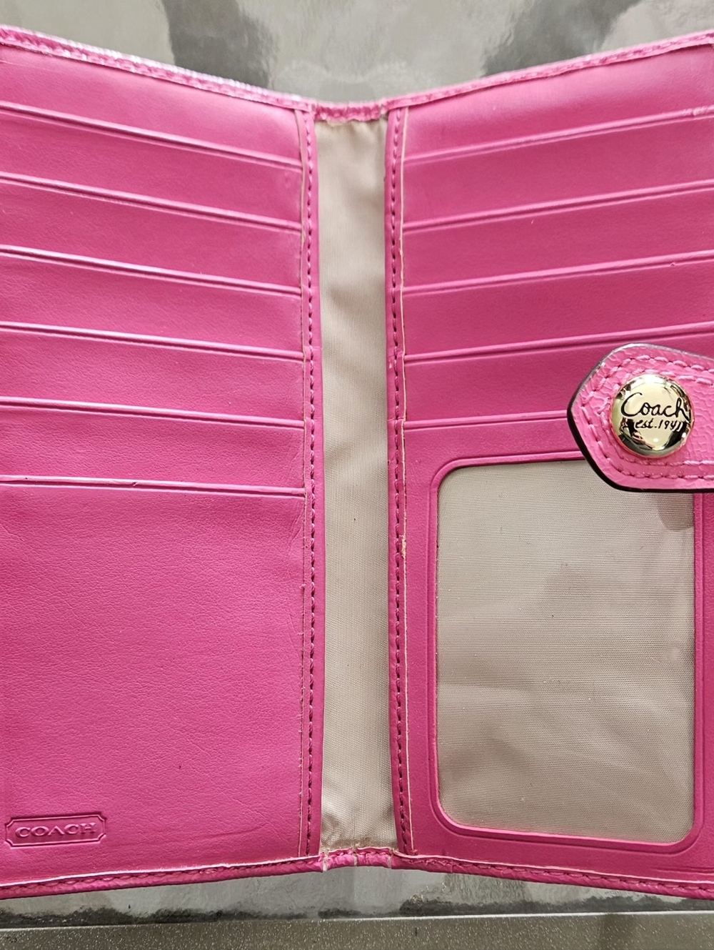 Coach Y2K Wallet - Picture 6 of 7